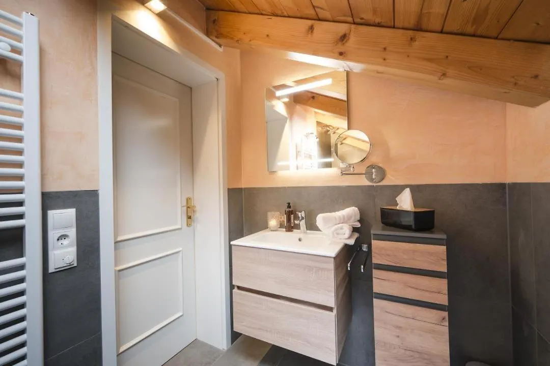 Ferienhaus Die 12 Mit 4 Schlafzimmern In Garmisch Holiday home